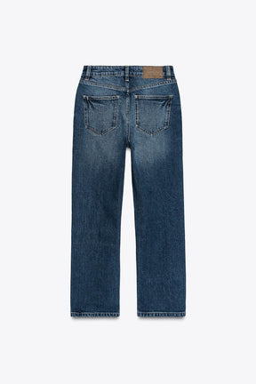 Slim-fit high-waist jeans