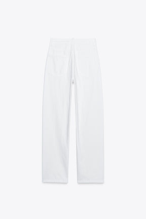 High-waist mom-fit jeans