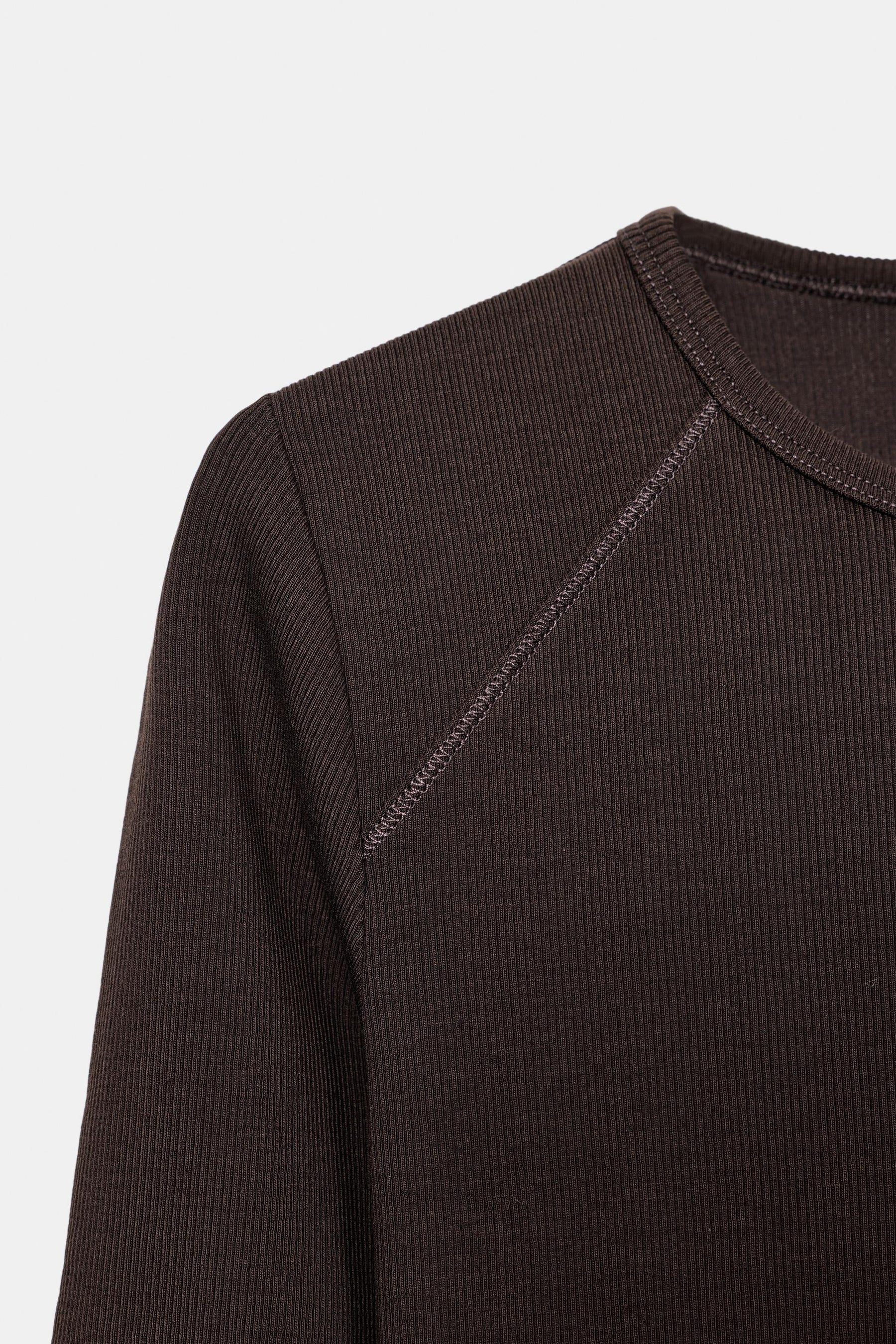 Ribbed T-shirt