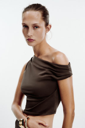 Textured Asymmetric Top