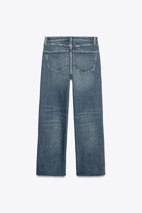 Cropped Flare High-Waist Jeans