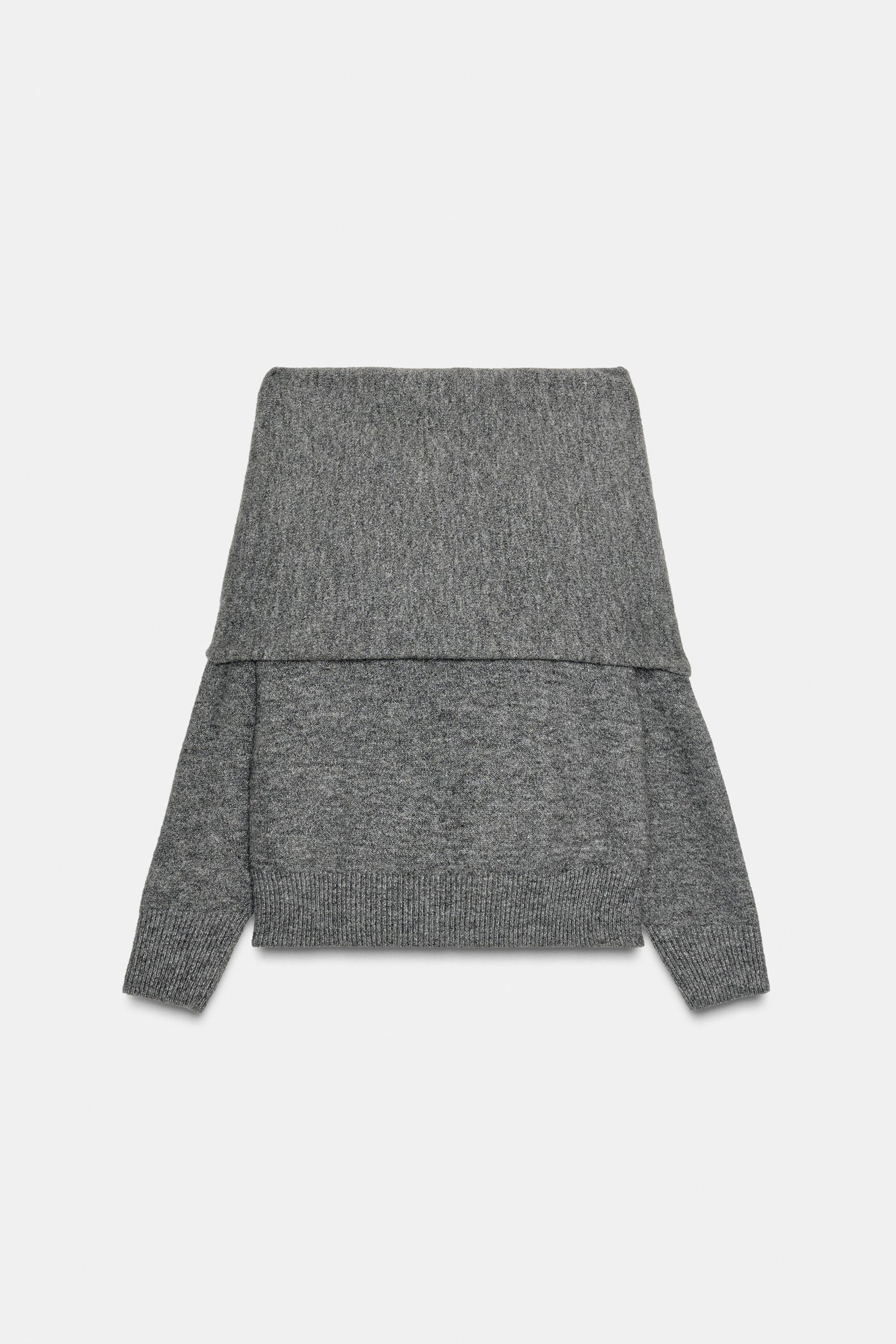 OFF-SHOULDER KNIT JUMPER
