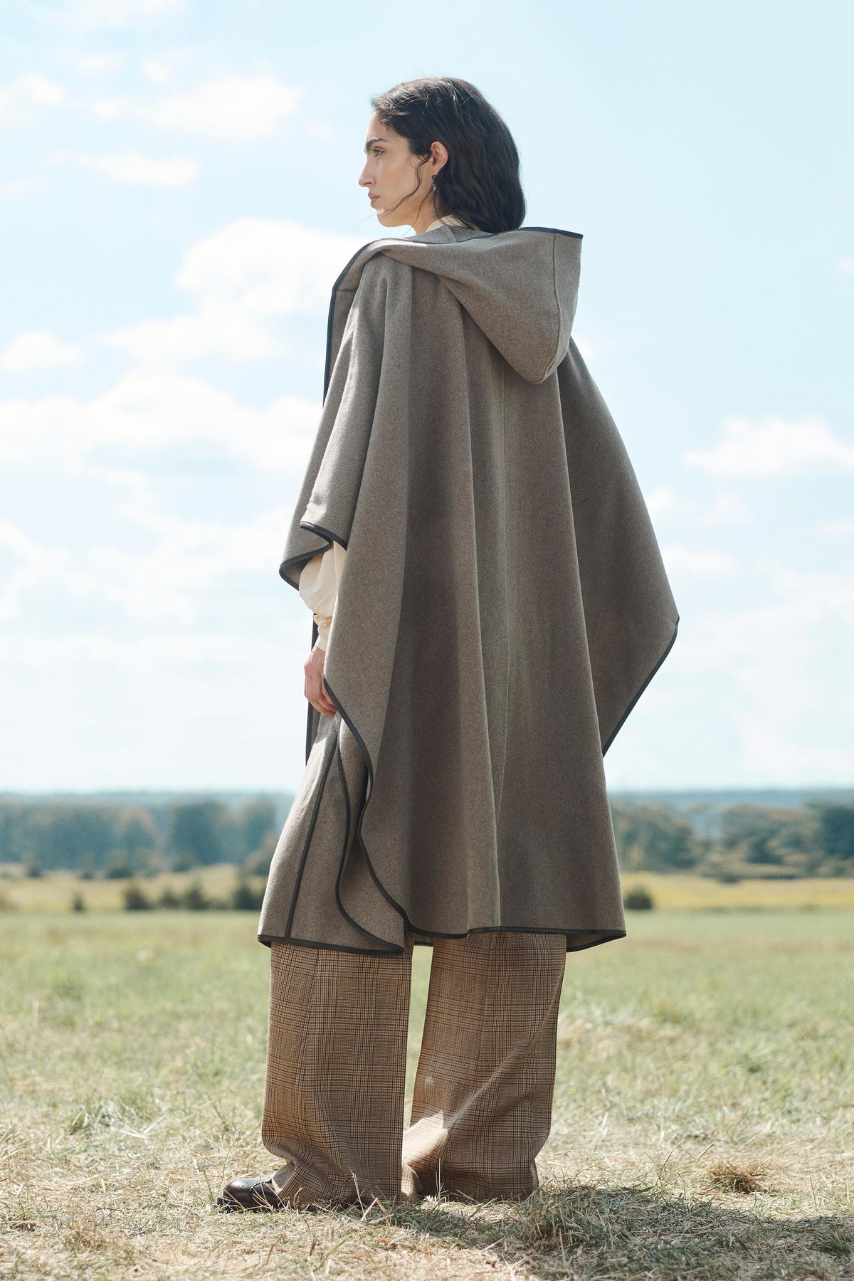OVERSIZE WOOL BLEND CAPE LIMITED EDITION - Image 2