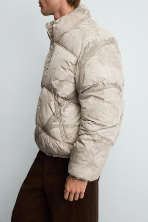 ABSTRACT PRINT PUFFER JACKET - Image 6