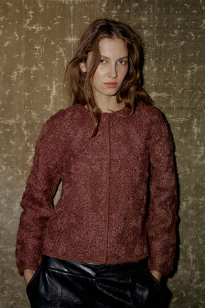 Woll-Makramee-Strickjacke