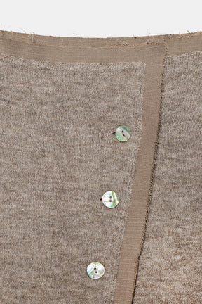 Strickjacke mit U-Boot-Ausschnitt