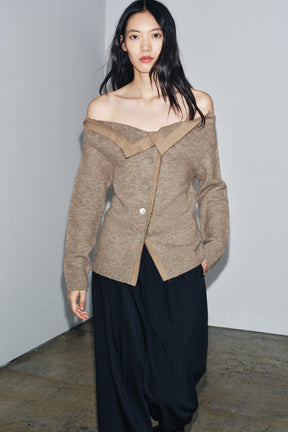 Strickjacke mit U-Boot-Ausschnitt