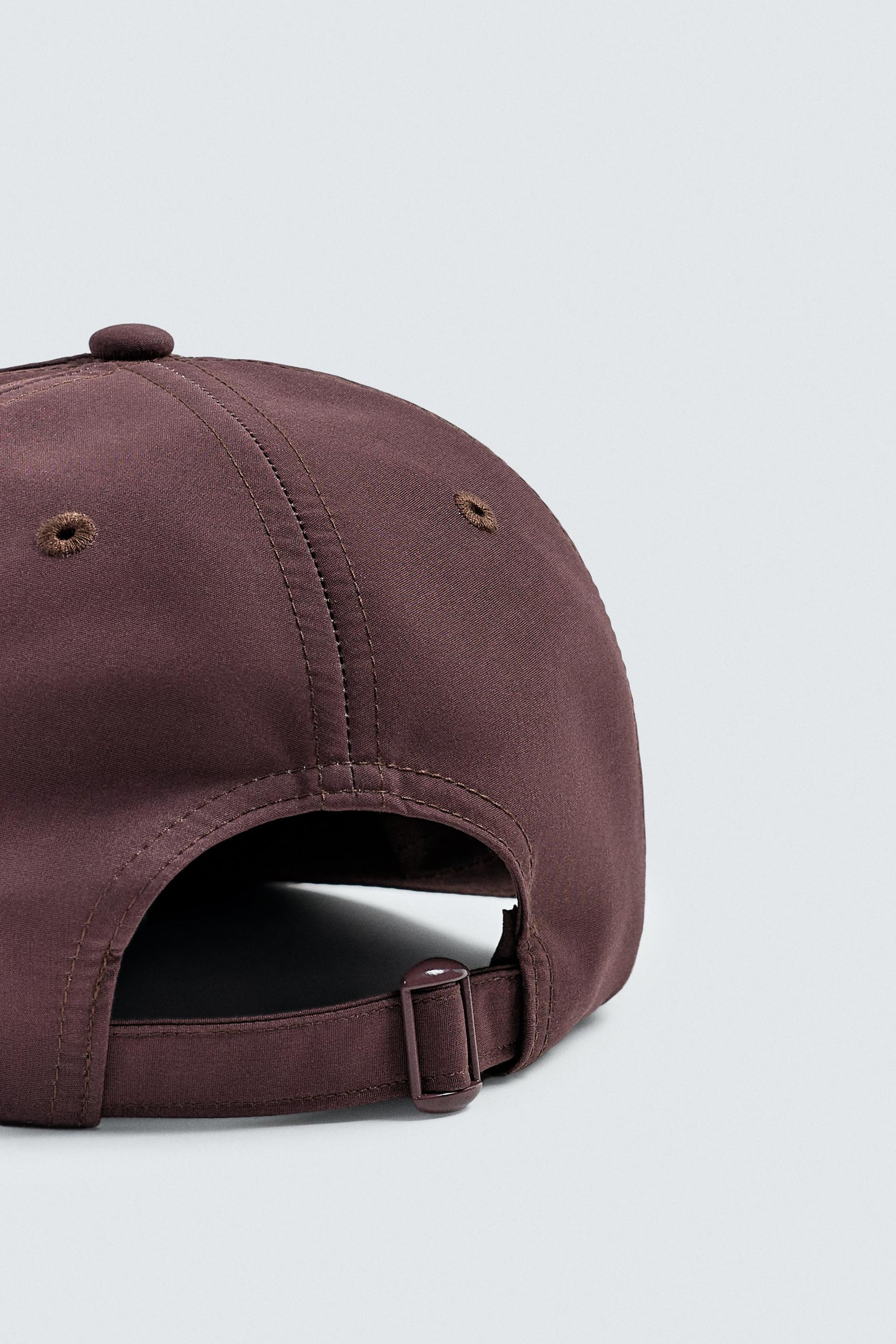 EMBROIDERED FLAT PEAK CAP - Image 4
