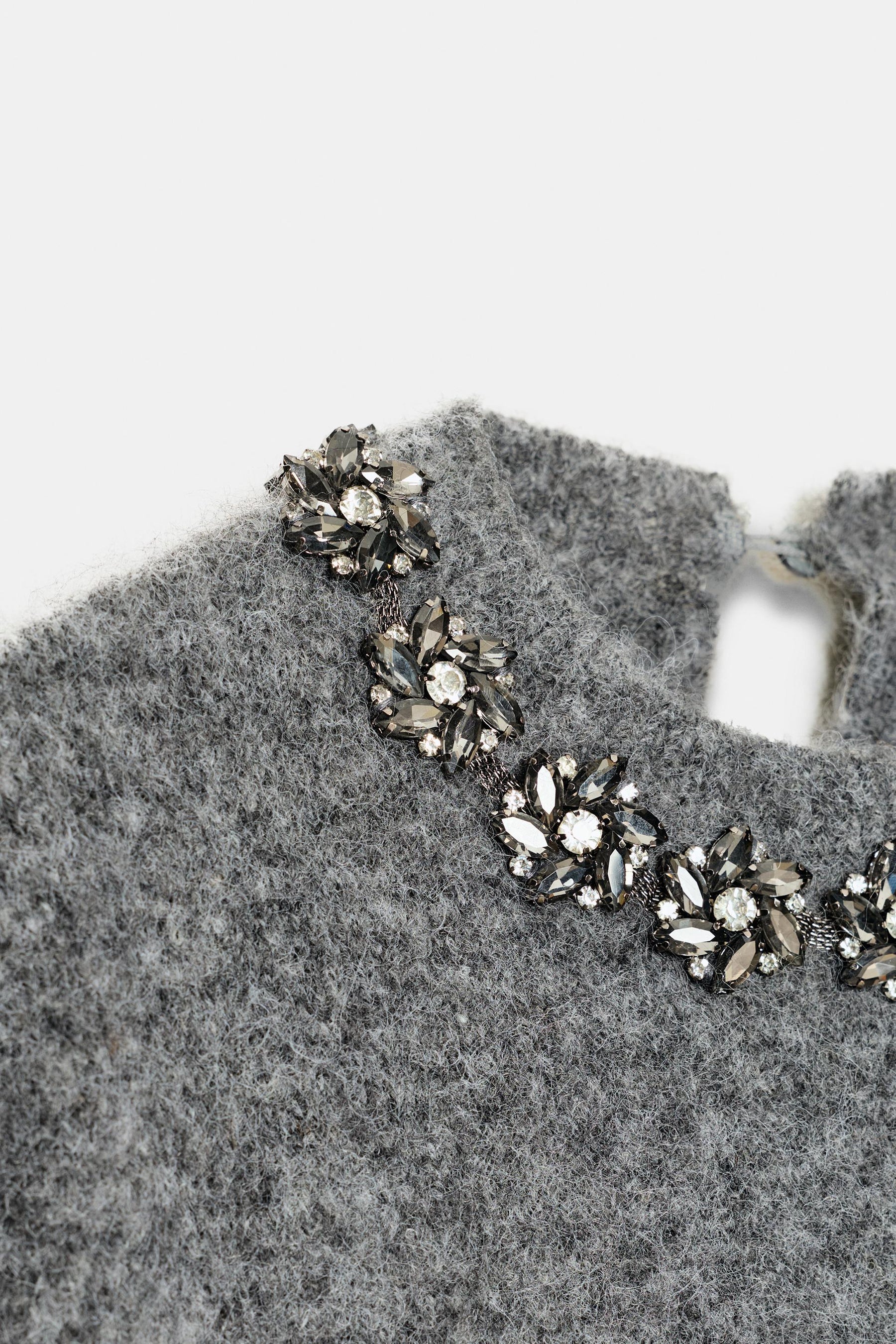 Knit Jumper with Jewel