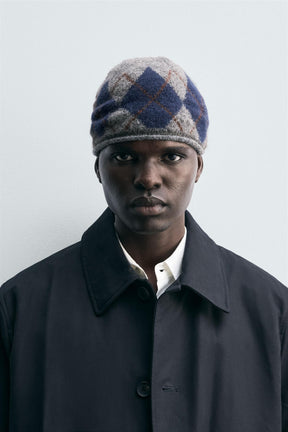ARGYLE JACQUARD BEANIE - Image 1