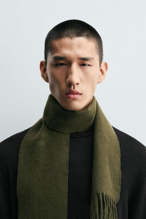 NARROW FRINGED SCARF - Image 1