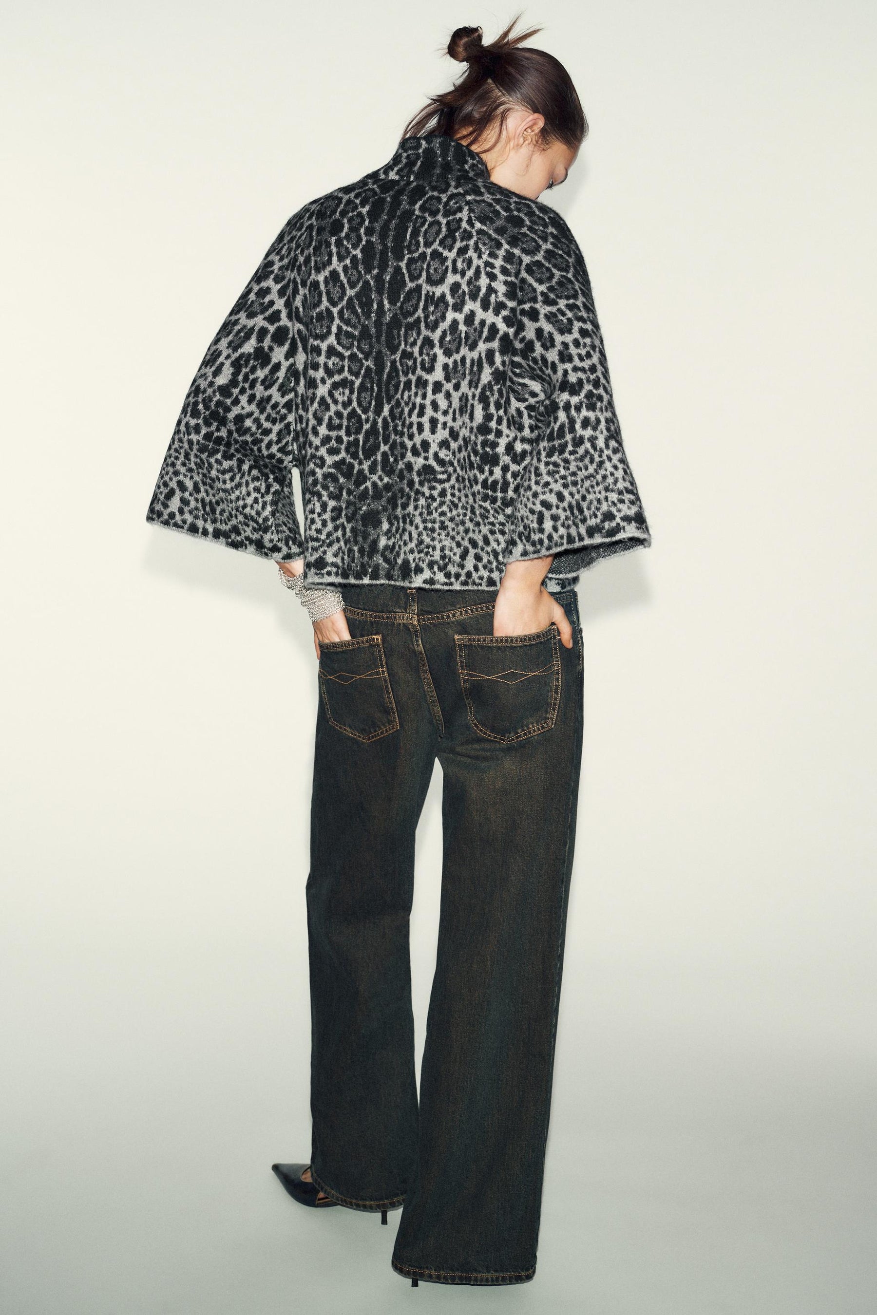 KNIT JUMPER WITH WIDE