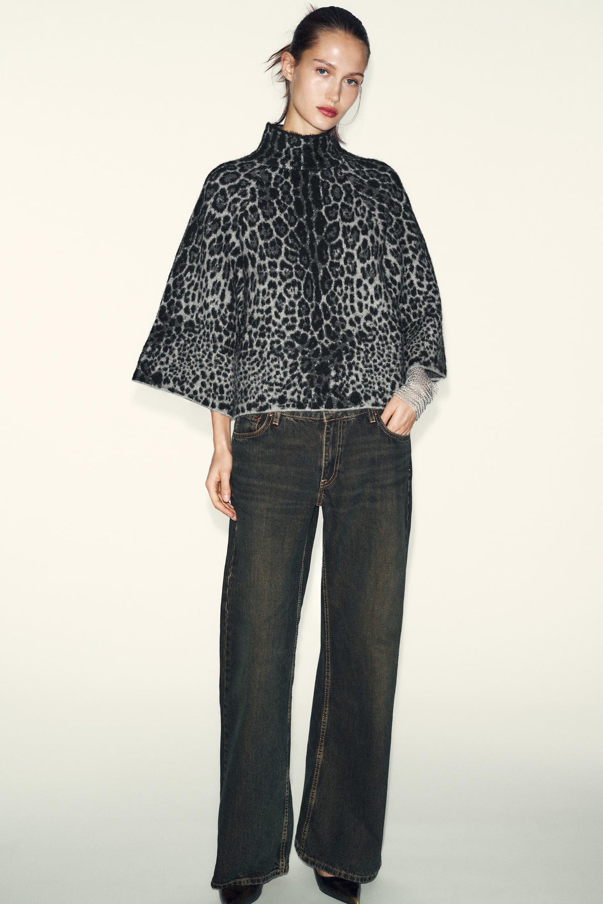 KNIT JUMPER WITH WIDE