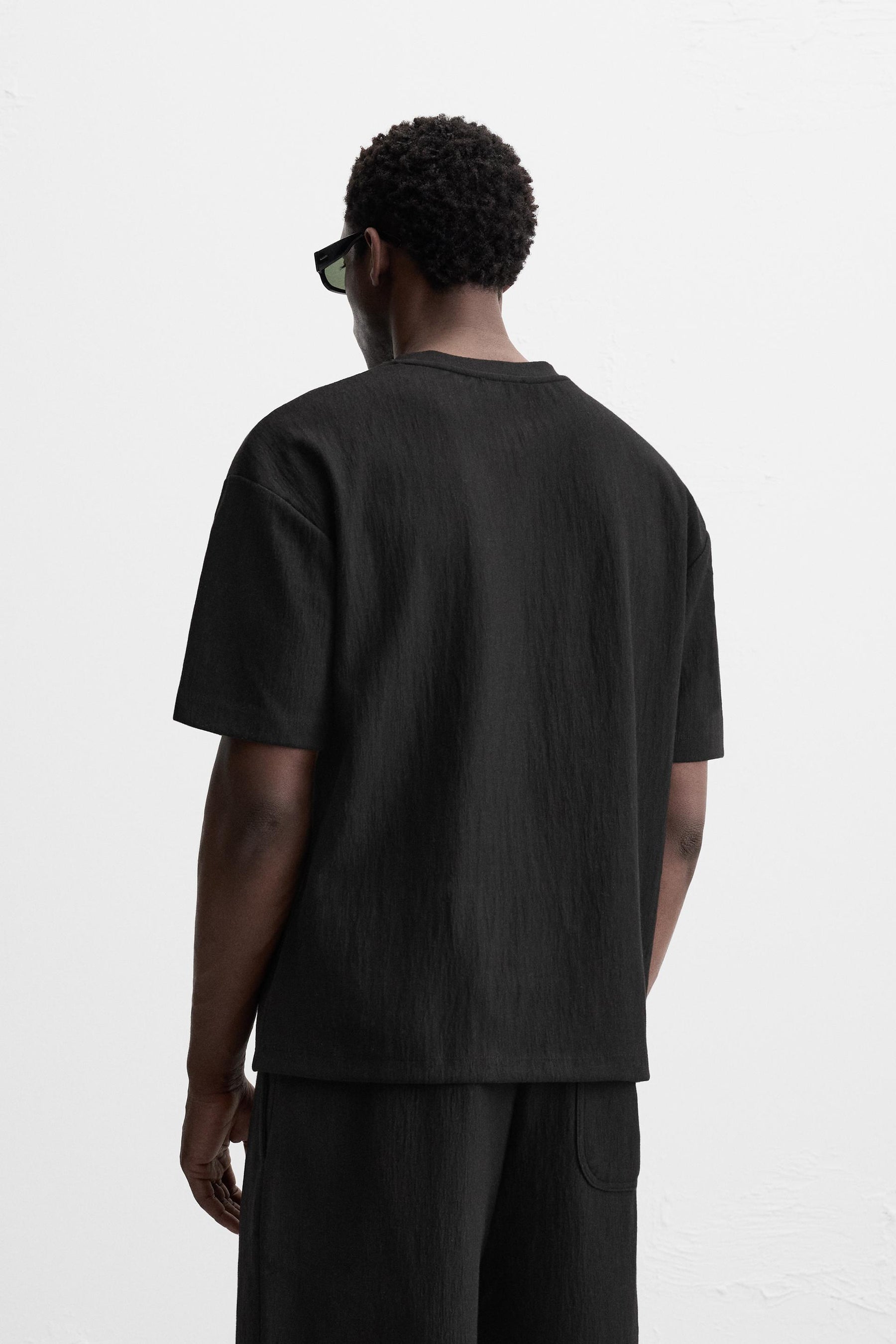 TEXTURED RELAXED FIT T-SHIRT - Image 3