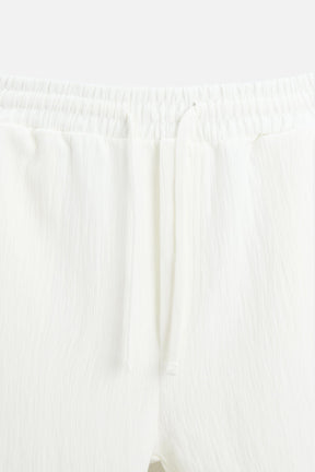 TEXTURED JOGGER BERMUDA SHORTS - Image 6