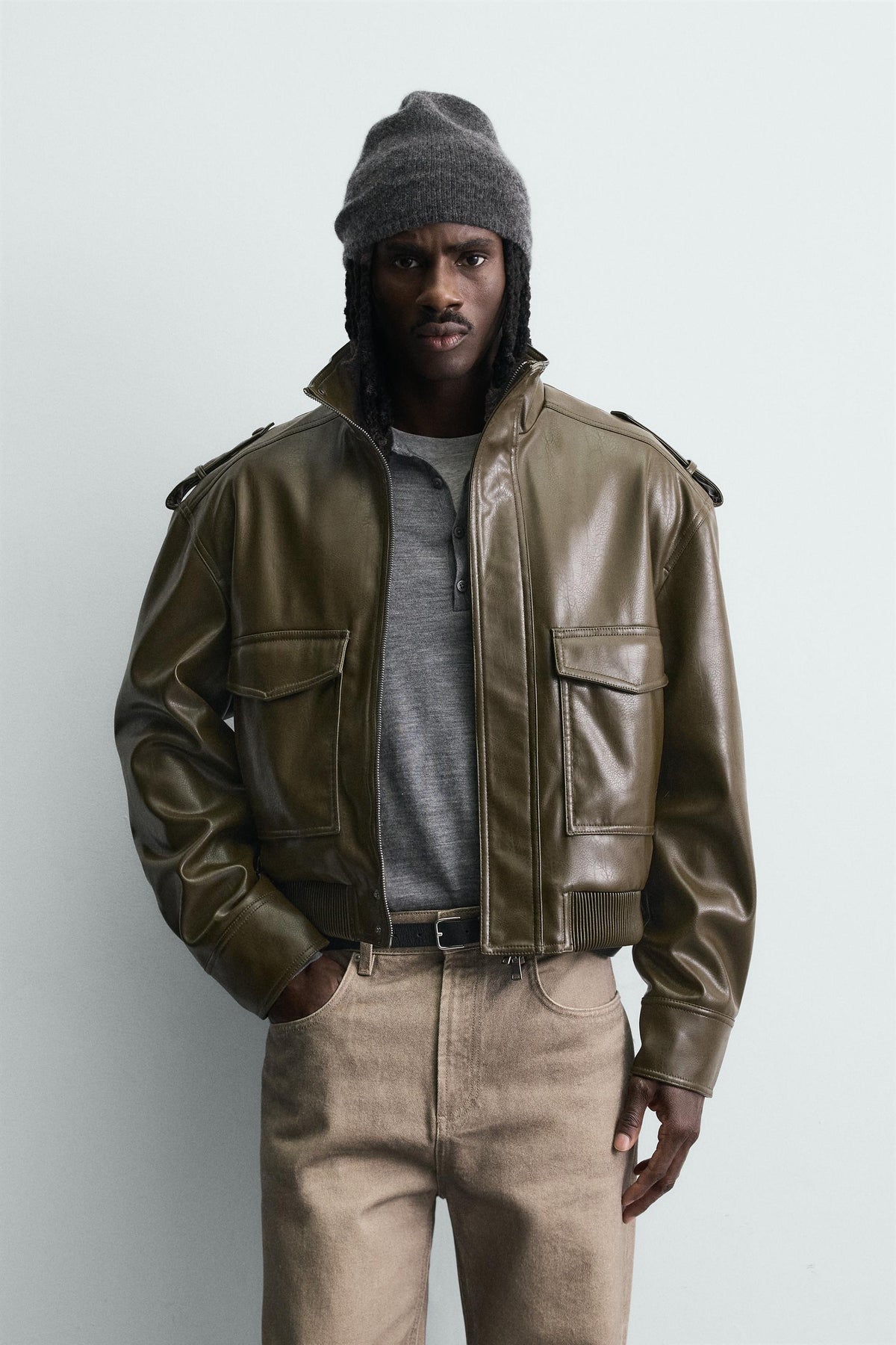 Kurze Kunstlederjacke