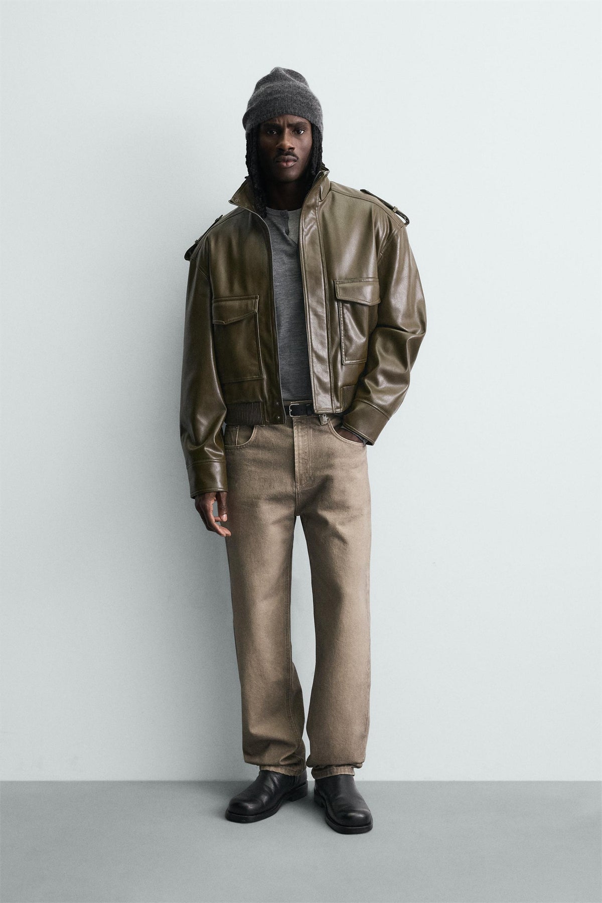 Kurze Kunstlederjacke