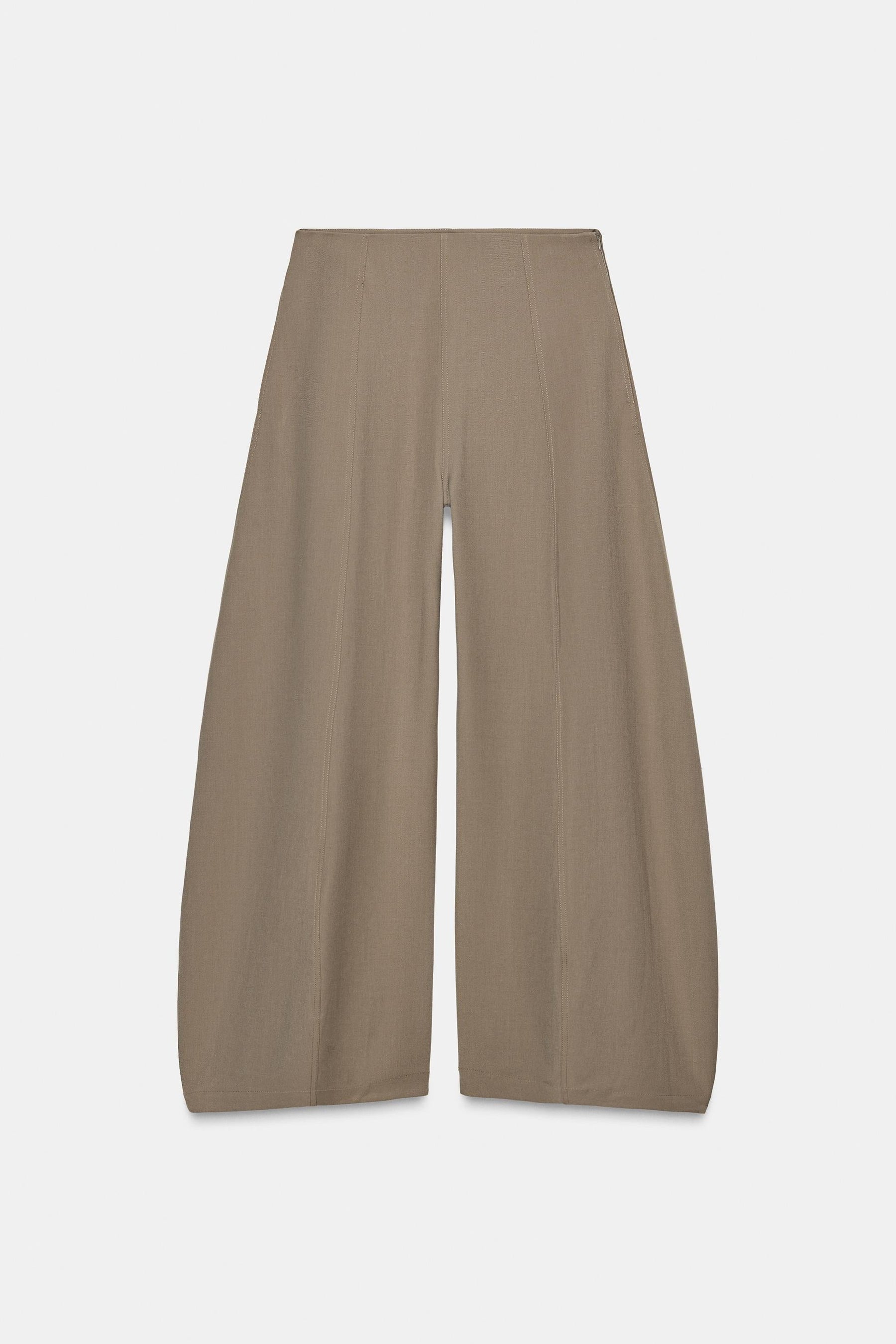 Volume wide-leg trousers