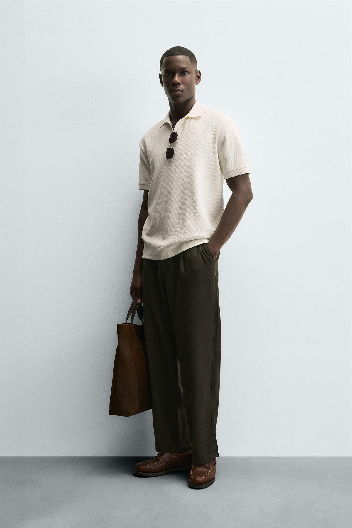 TEXTURED REGULAR FIT POLO SHIRT - Image 1