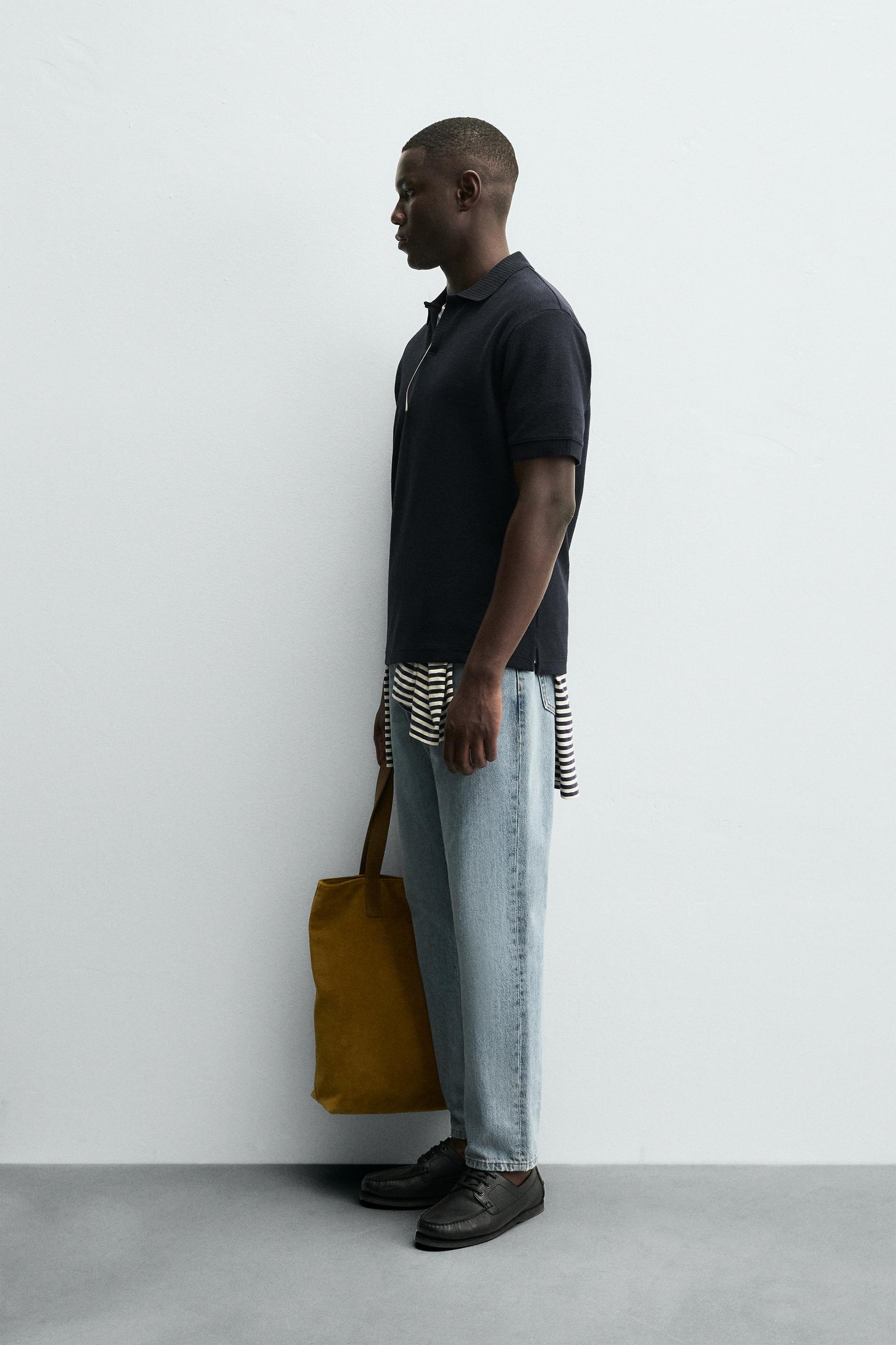 TEXTURED REGULAR FIT POLO SHIRT - Image 4