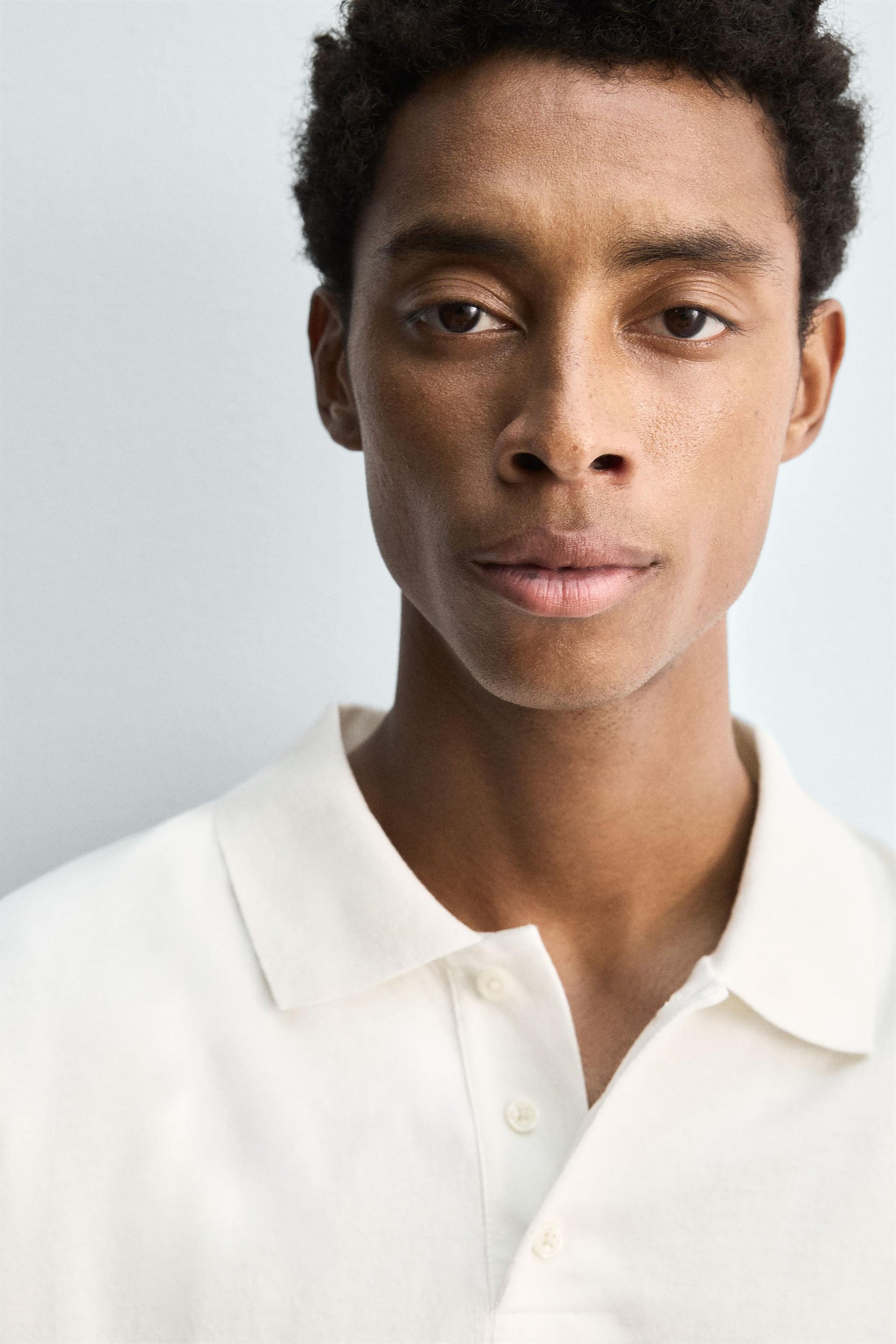 Gewaschenes normales Polo