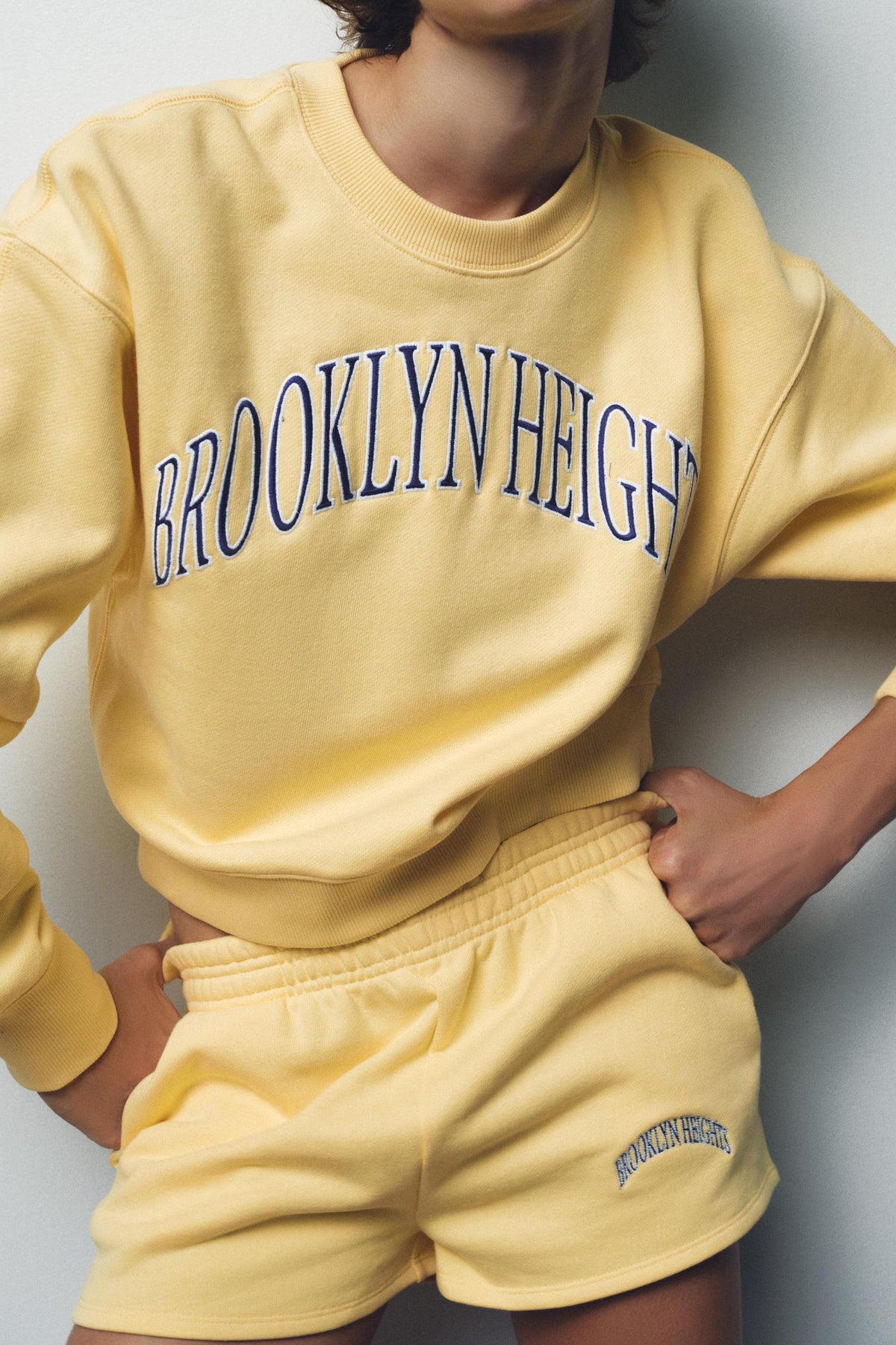 EMBROIDERED PLUSH SWEATSHIRT