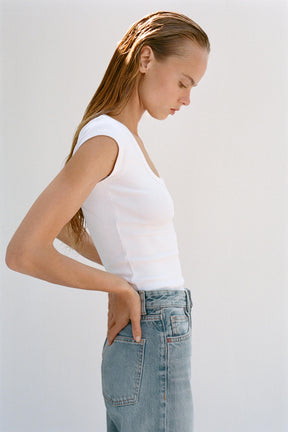 Round Neck Tee