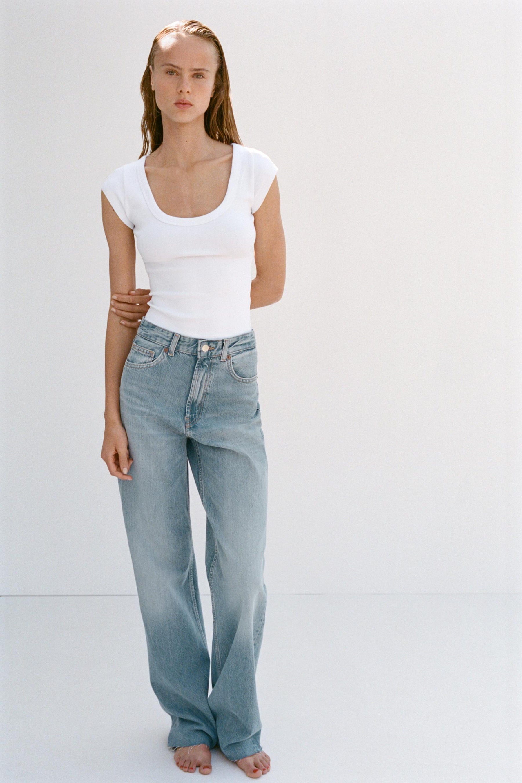 Round Neck Tee