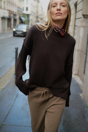 Wide-leg Trousers