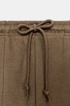 Wide-leg Trousers