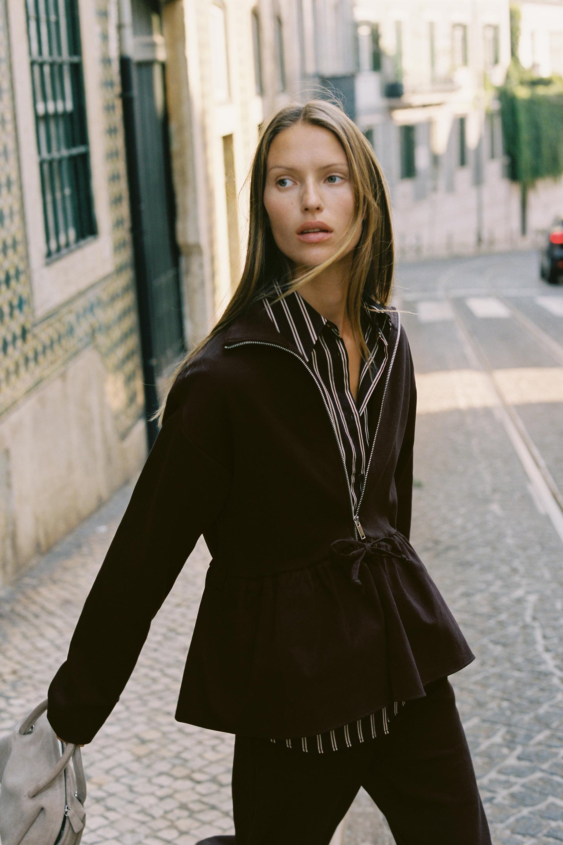 CONTRAST PEPLUM BOMBER JACKET - Image 4