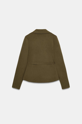 Wollstrickjacke mit Gürtel