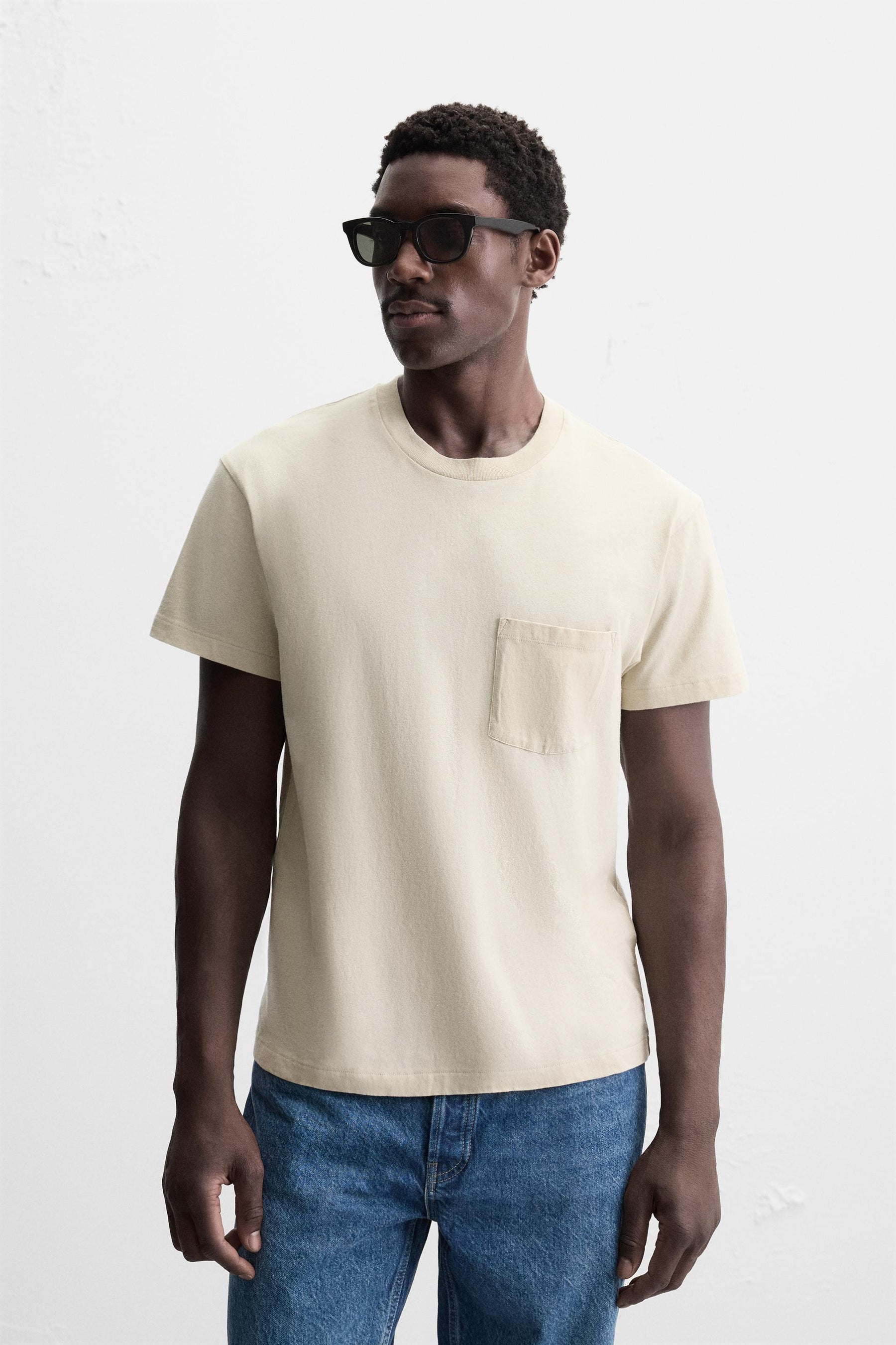 T-SHIRT WITH POCKET - Image 2