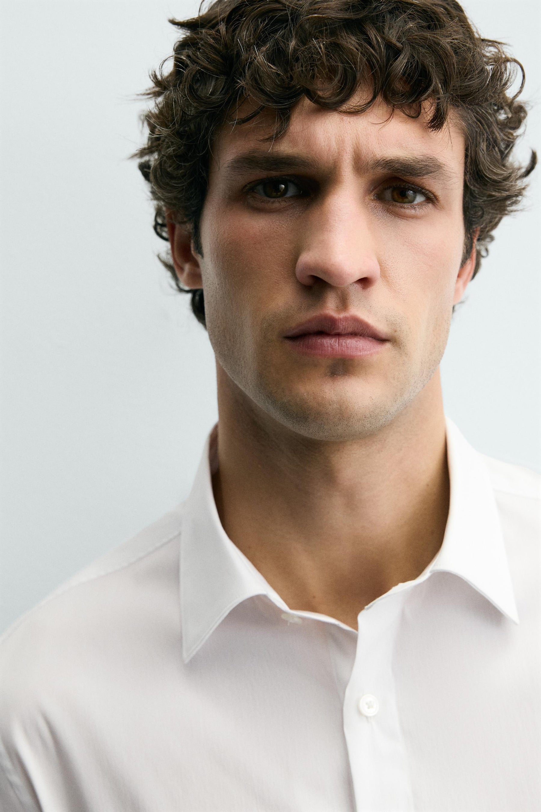 SLIM FIT COMFORT SHIRT - Image 5