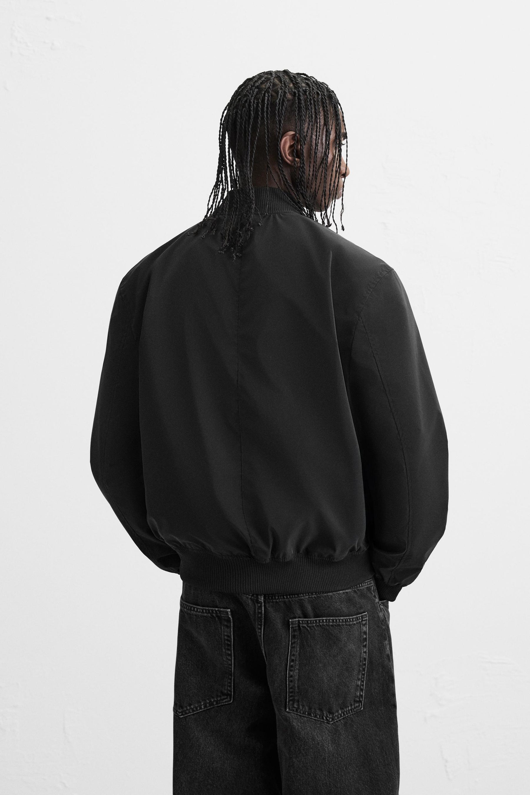 LIGHTWEIGHT BOMBER JACKET - Image 3