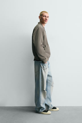 Funktionelle Bomberjacke