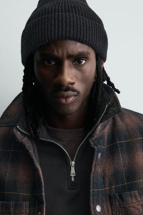 Gefüttertes kariertes Overshirt