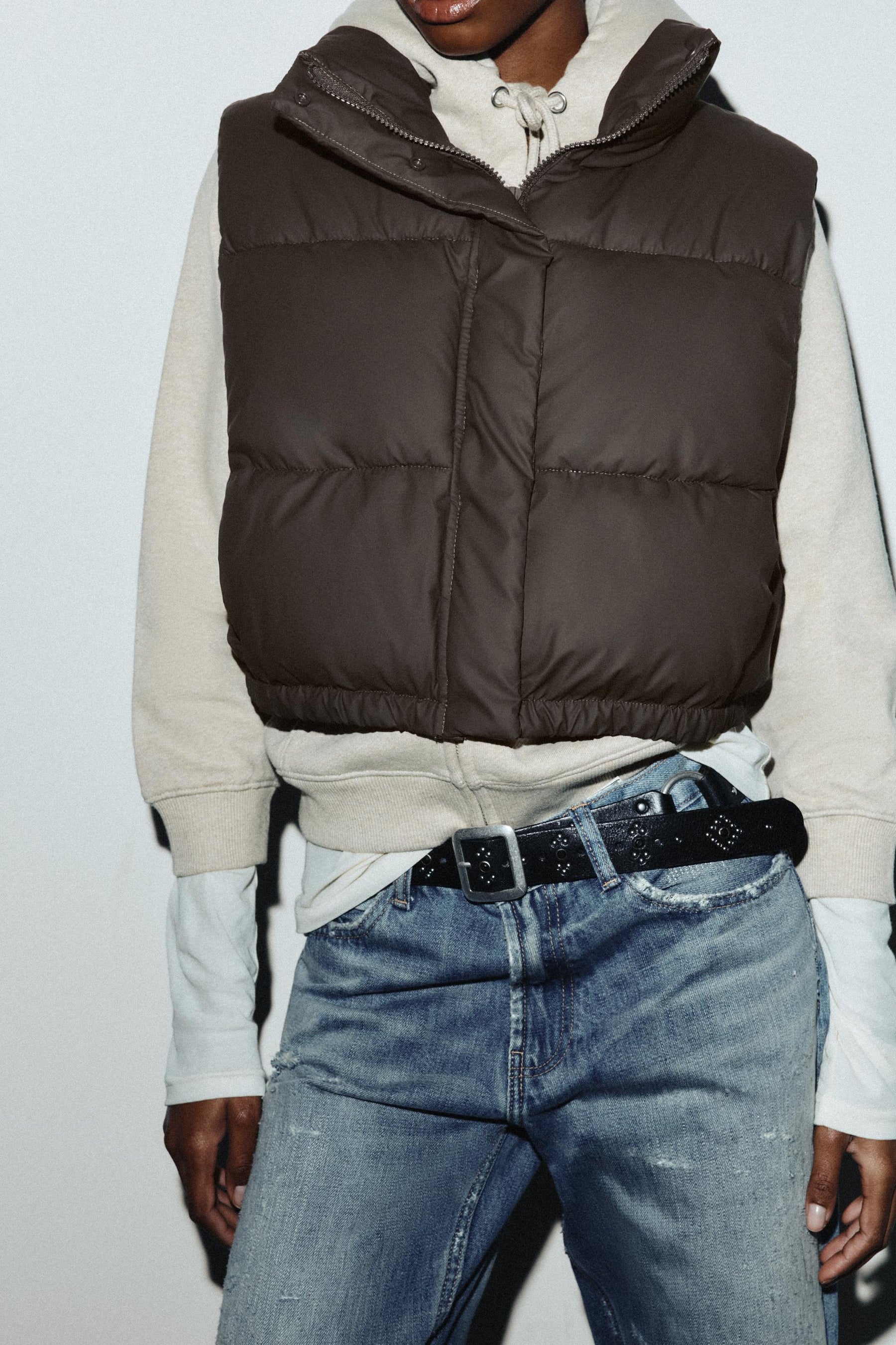 RUBBERISED PADDED GILET - Image 2