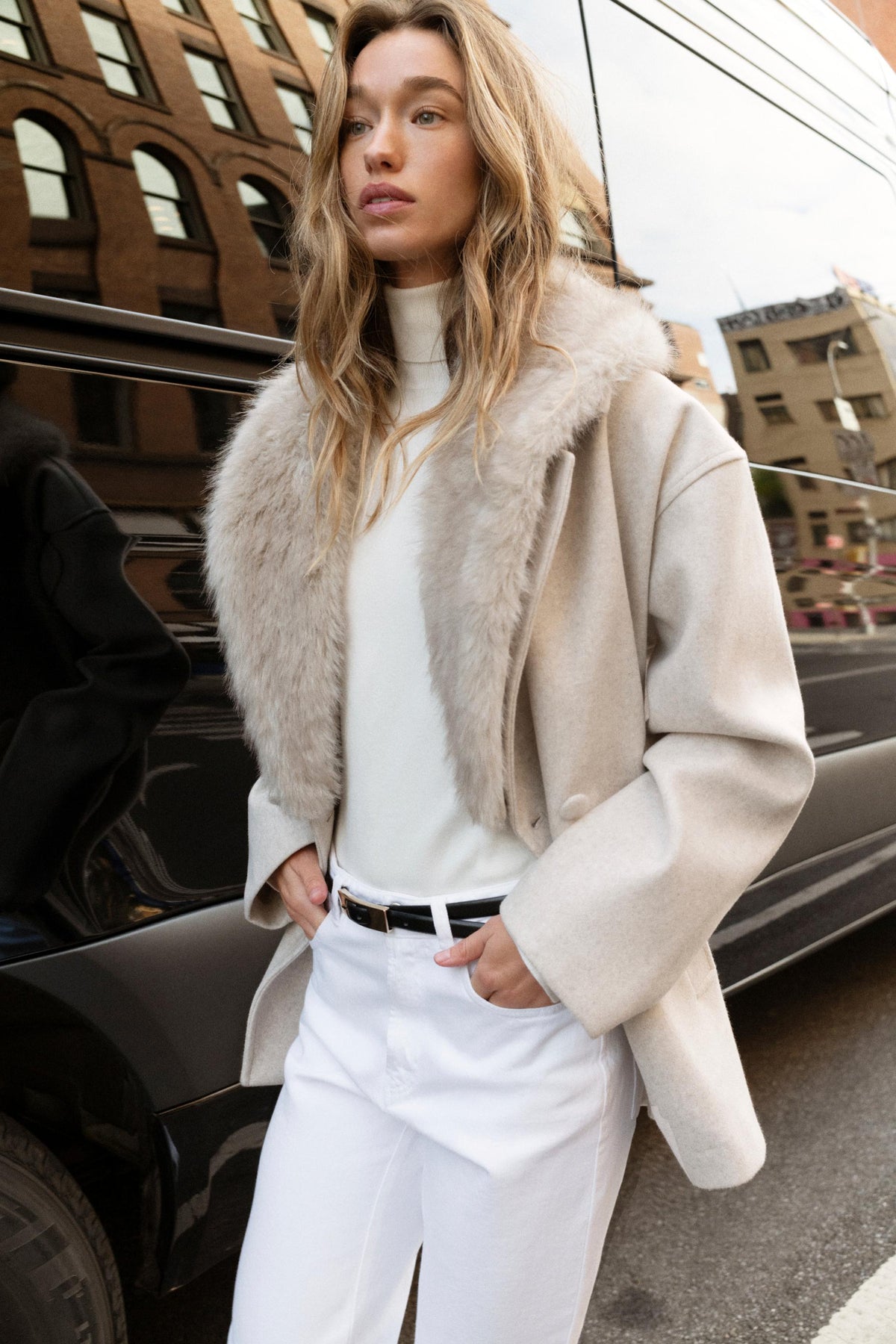 SOFT COAT WITH FAUX FUR COLLAR - Image 1