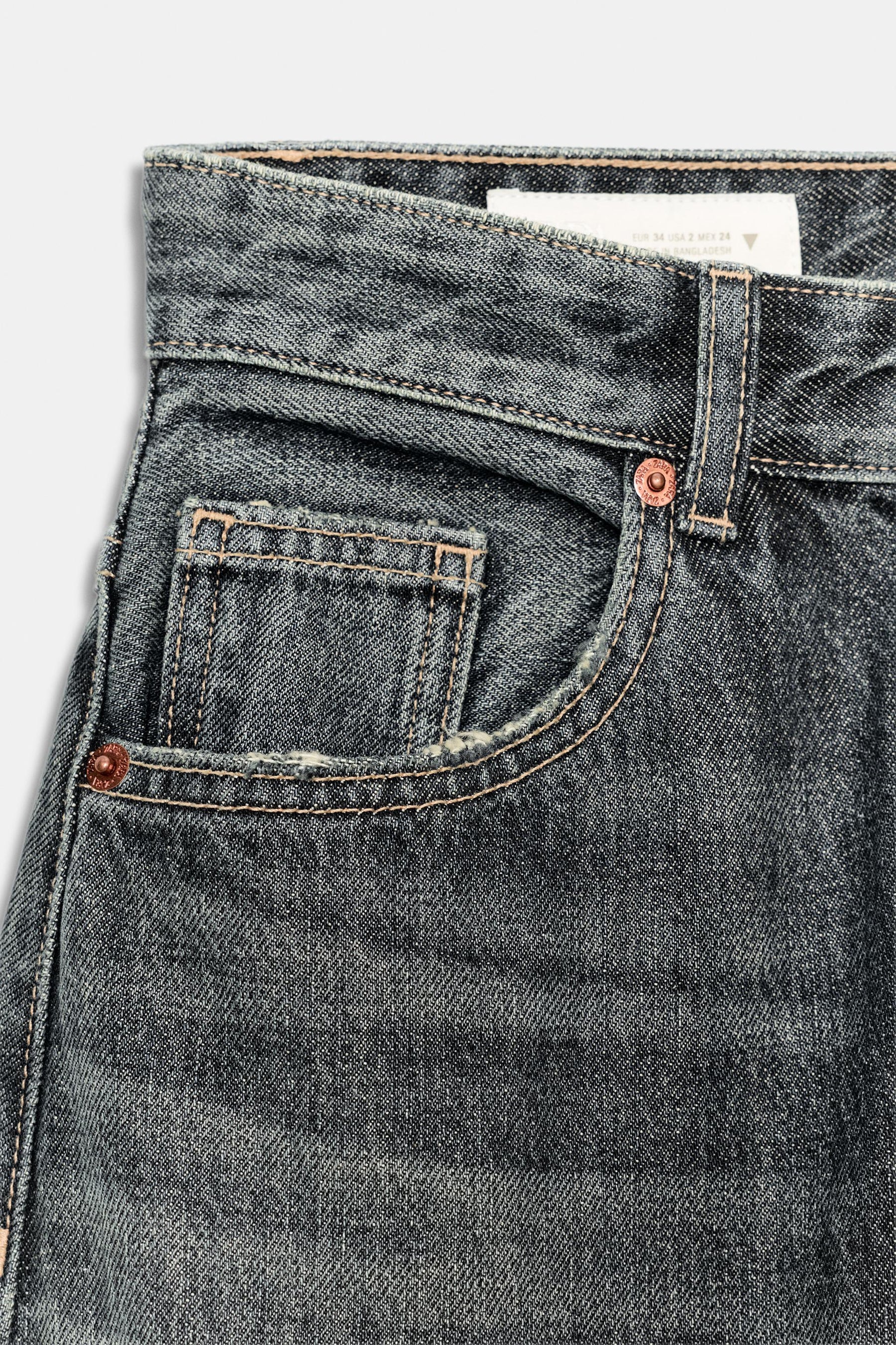 Wide-Leg High-Waist Jeans
