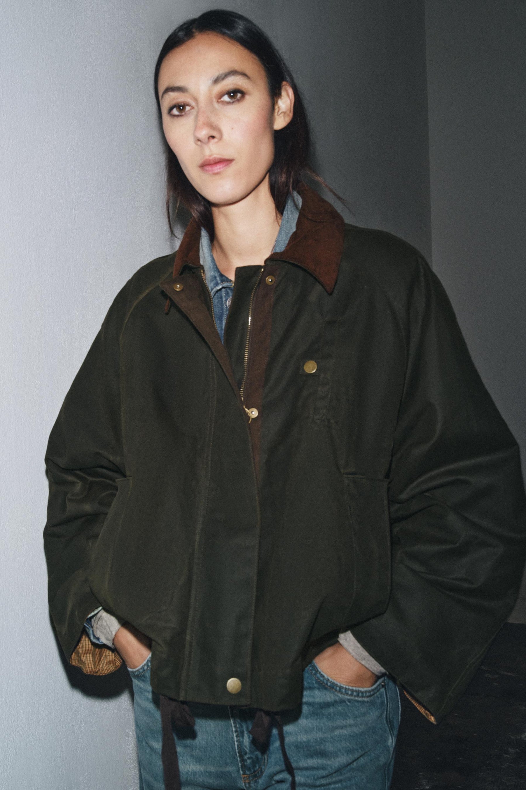 Jacke mit gewachstem Kontrastkragen