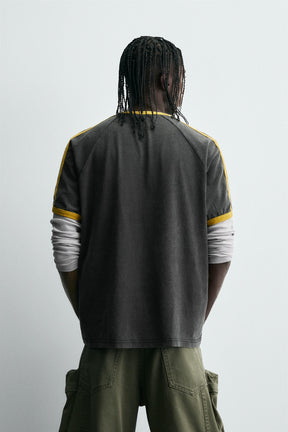 RIB T-SHIRT WITH CONTRAST SLOGAN - Image 3
