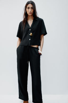 Wide-Leg Elastic Waistband Trousers