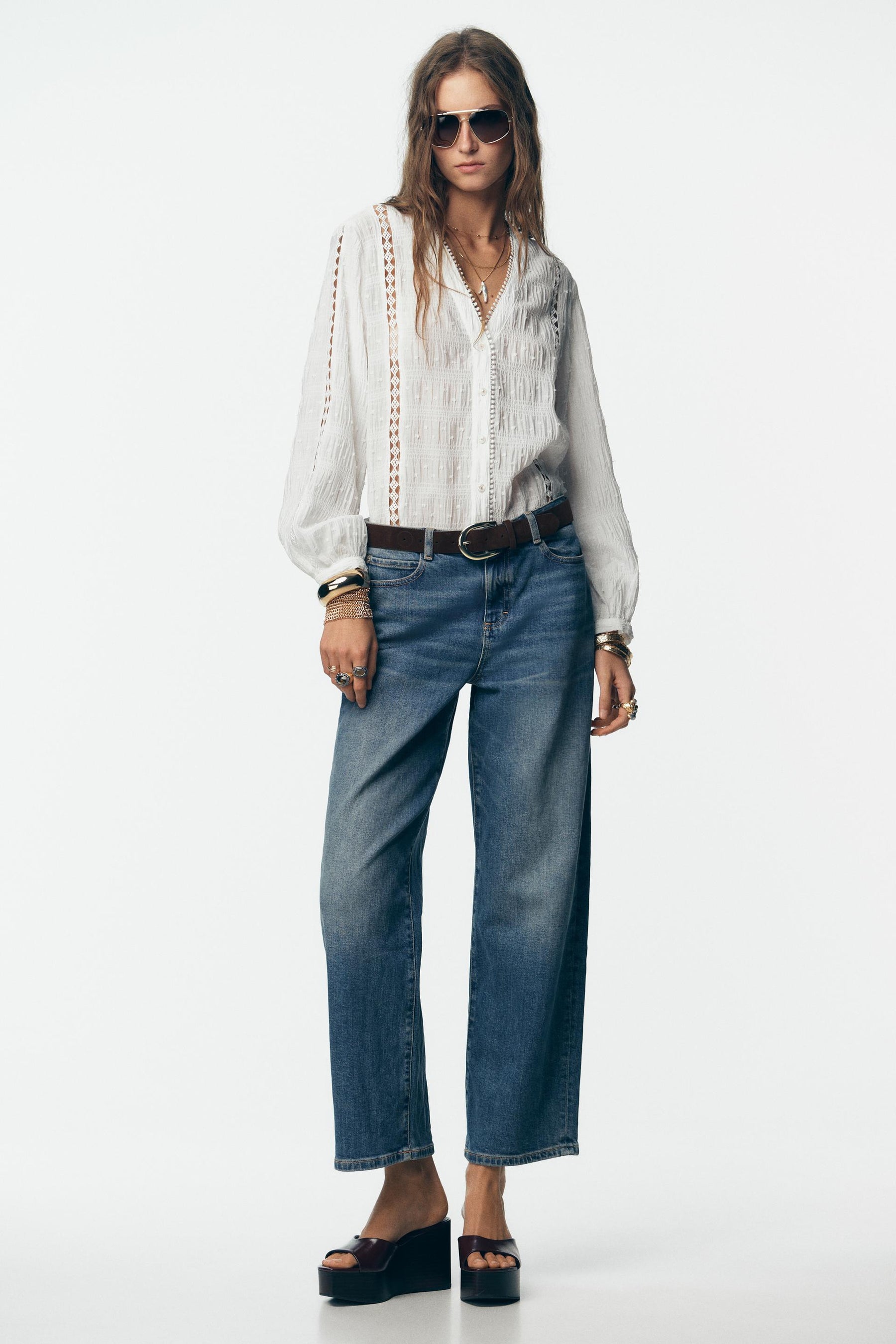 Bluse mit Spitzenbesatz