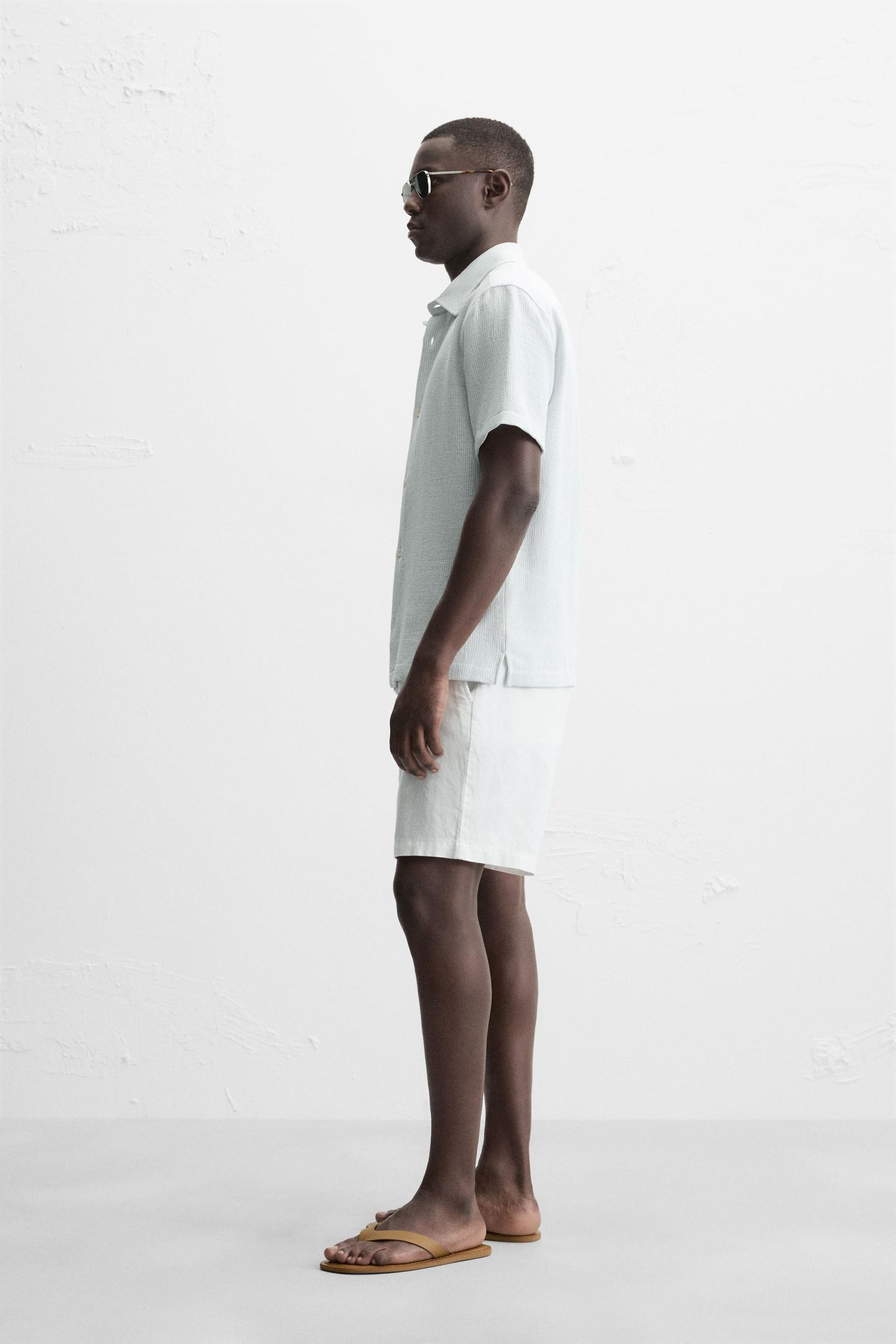 COTTON/LINEN BERMUDA SHORTS - Image 4