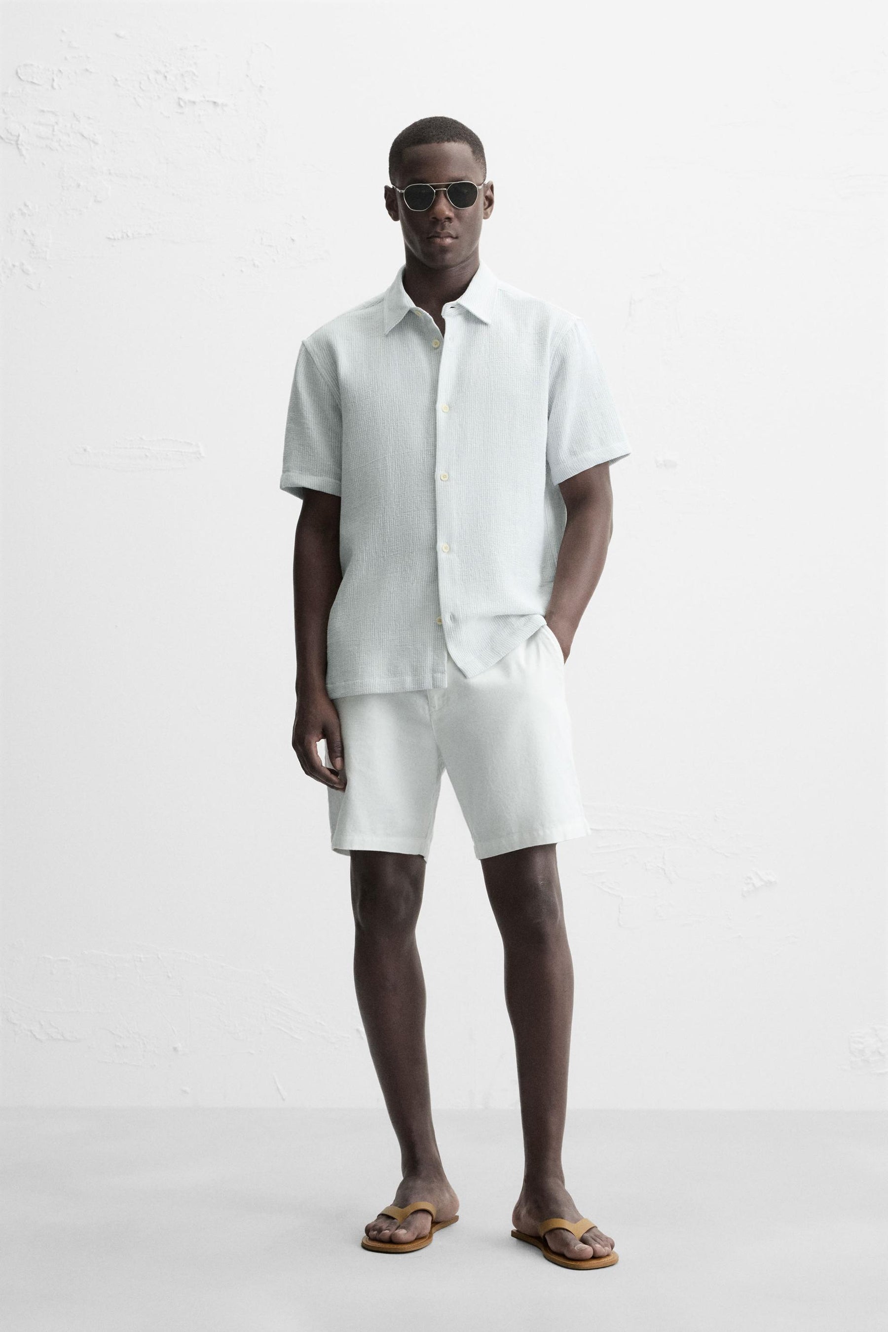 COTTON/LINEN BERMUDA SHORTS - Image 1