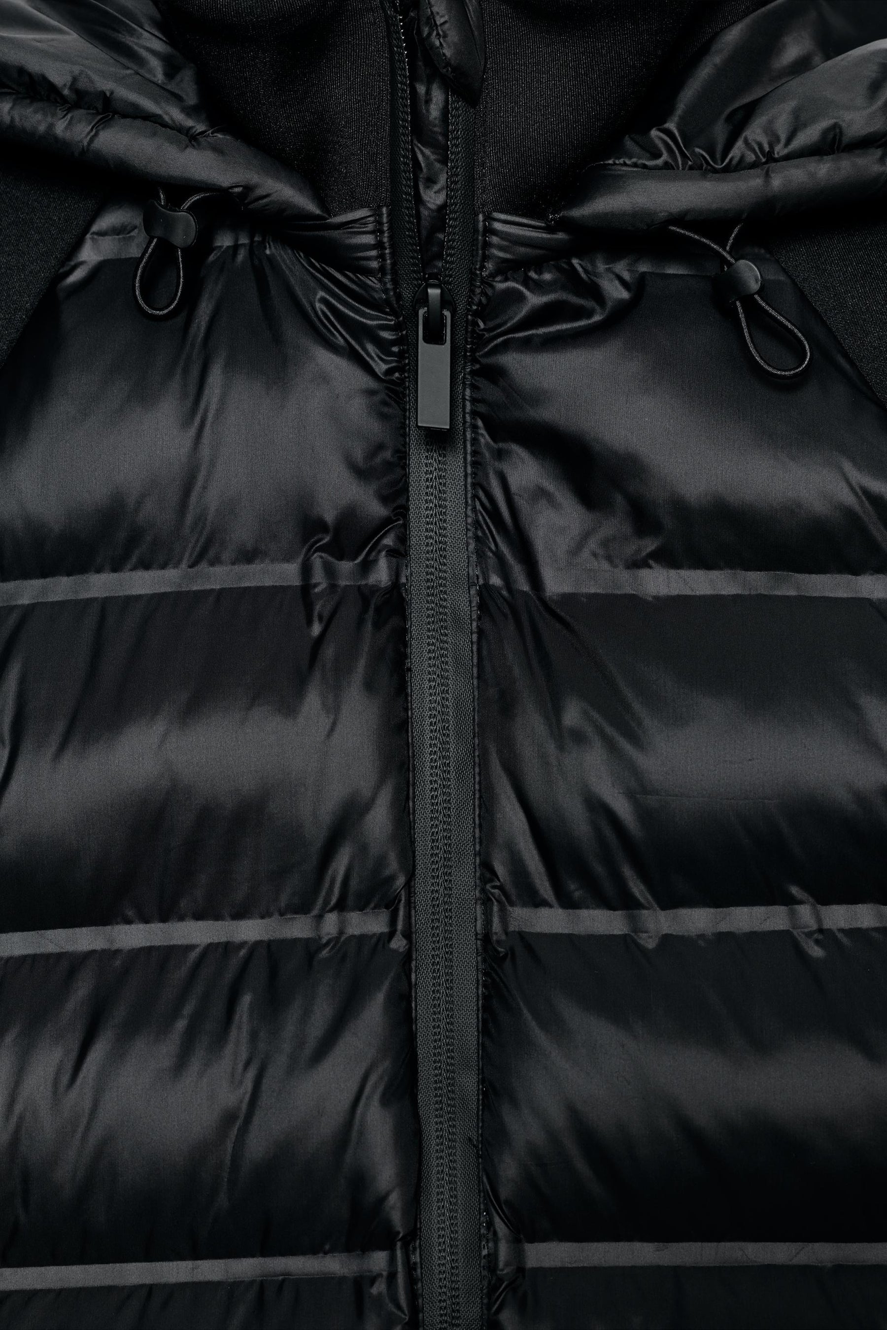 Gesteppte Jacke mit abnehmbarer Kapuze