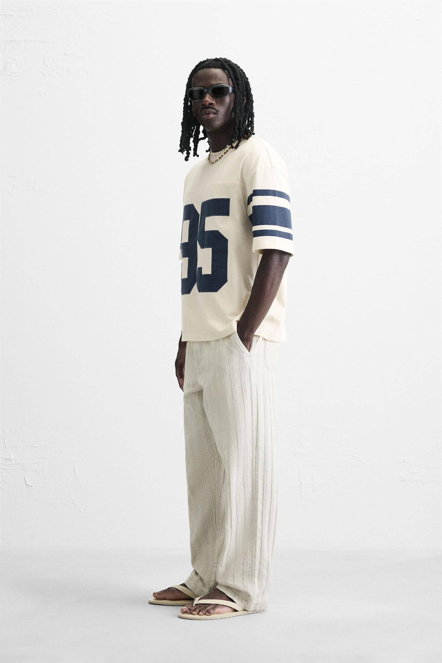 VARSITY PRINT T-SHIRT - Image 4