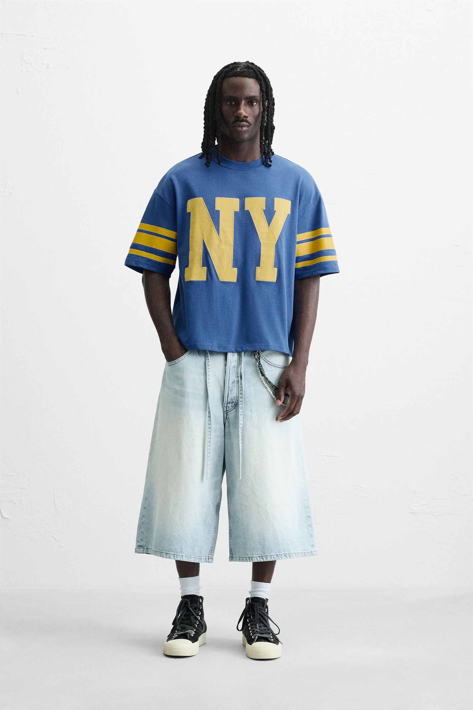 VARSITY PRINT T-SHIRT - Image 1