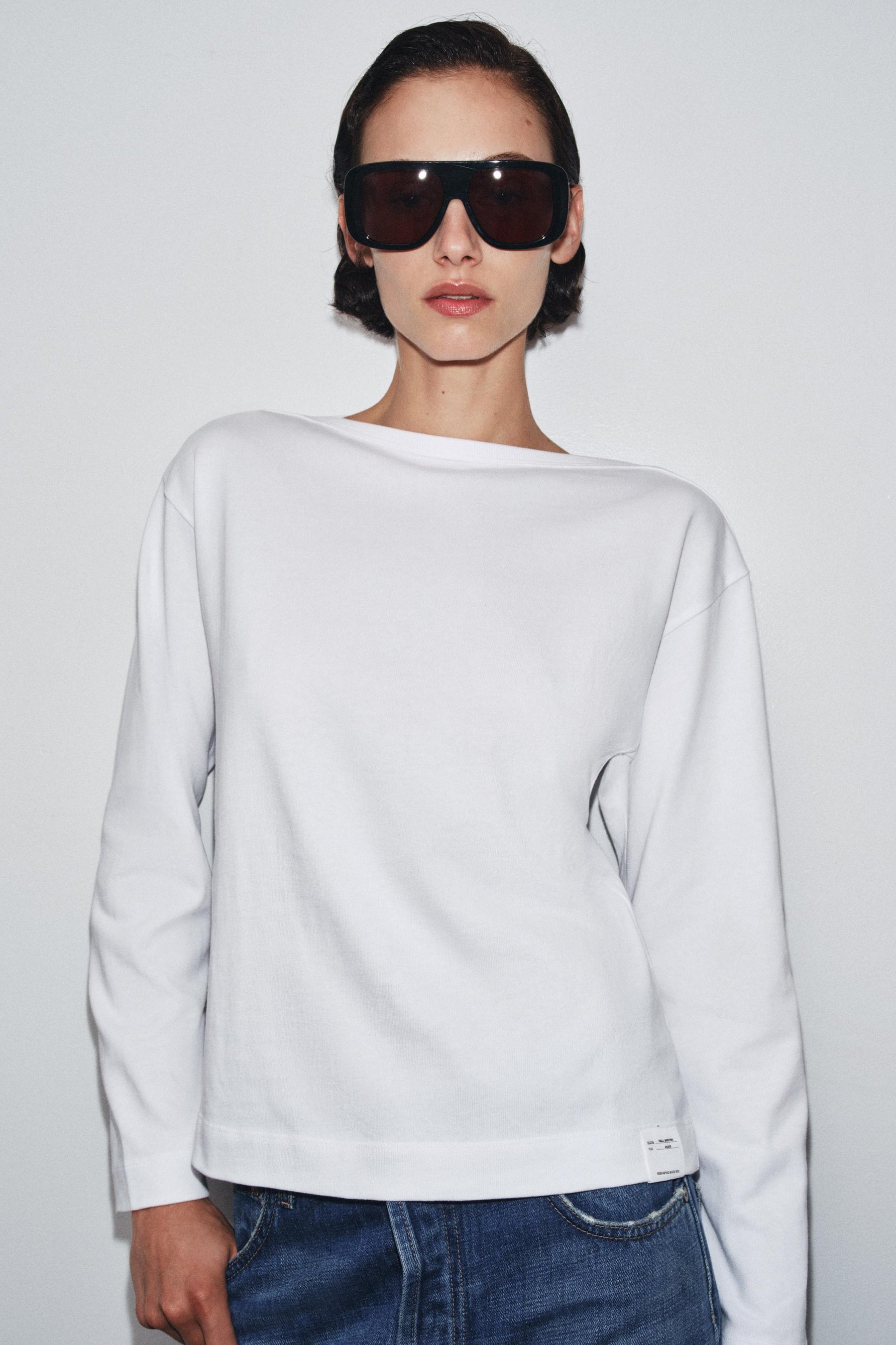 BOAT NECK T-SHIRT